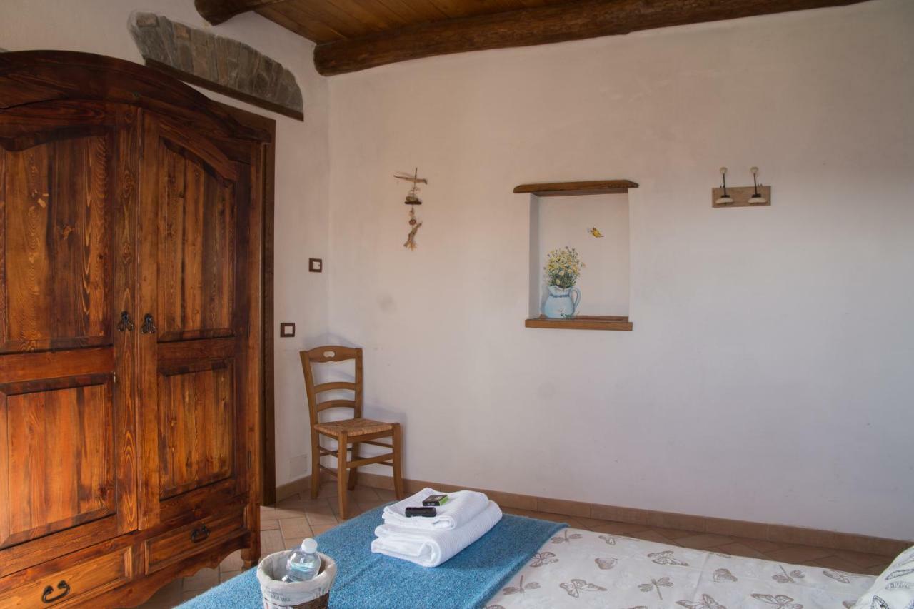 Agriturismo Angio Nel Cere Bracelli ภายนอก รูปภาพ